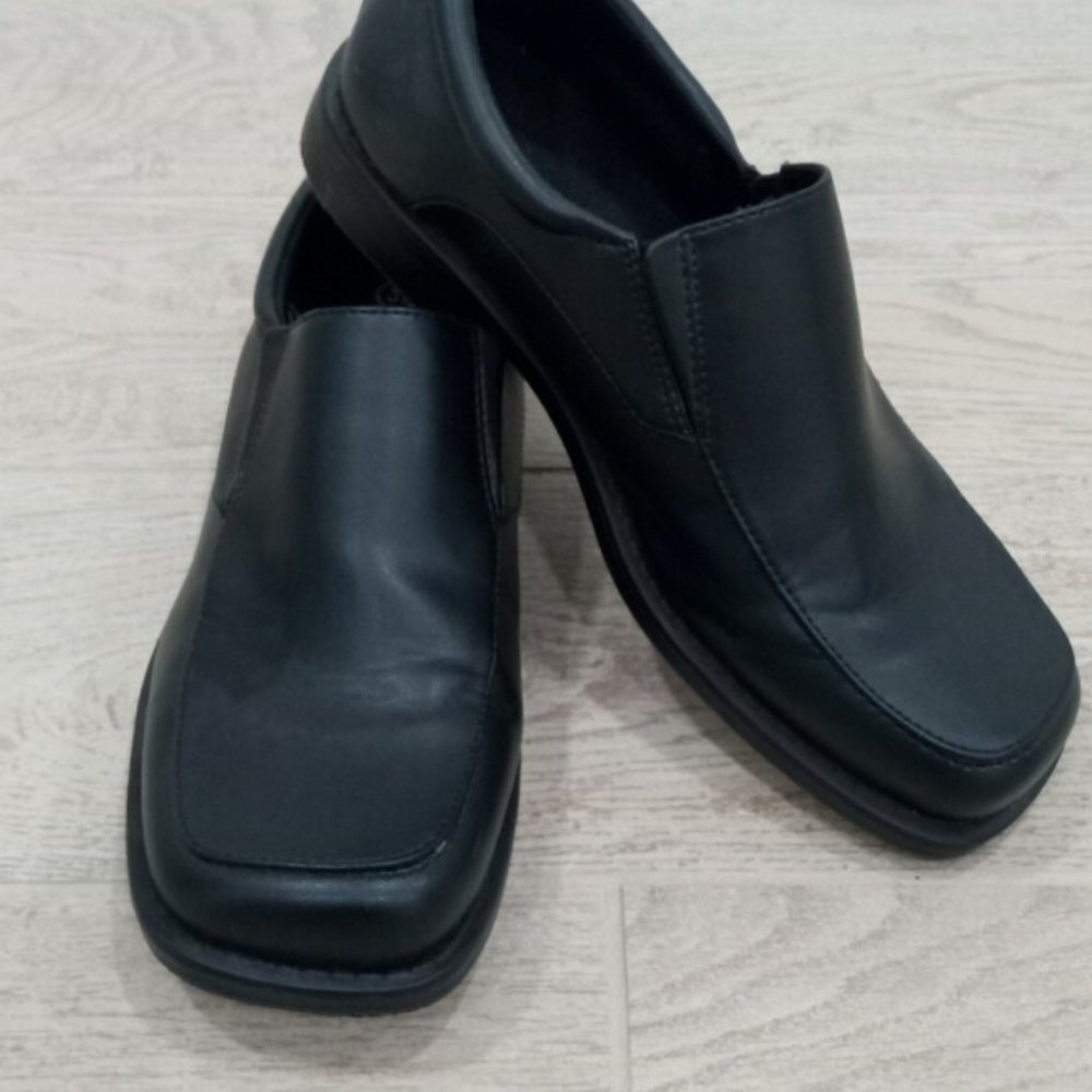 Boys dress shoes